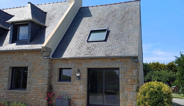 Welcome to our home! Vacation rental for 4 people, 3 minutes from the sea