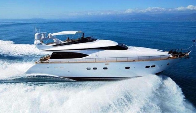 Yacht Angelo Blu