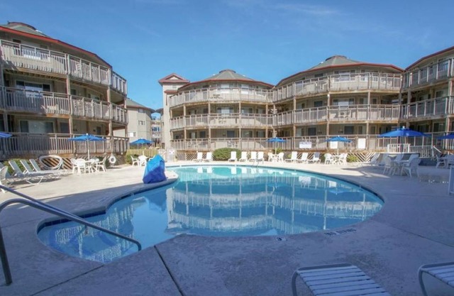 3 Br/2Ba Outer Banks Beach Club 1, Beachfront Resort, 2nd Floor Condo in Kill Devil Hills