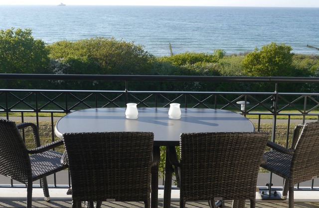 Aparthotel Waterkant Suites, Suite 3-66 for up to 3 persons.