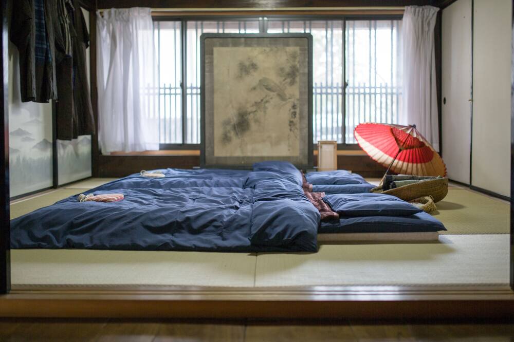 の写真 寝室 で Sado