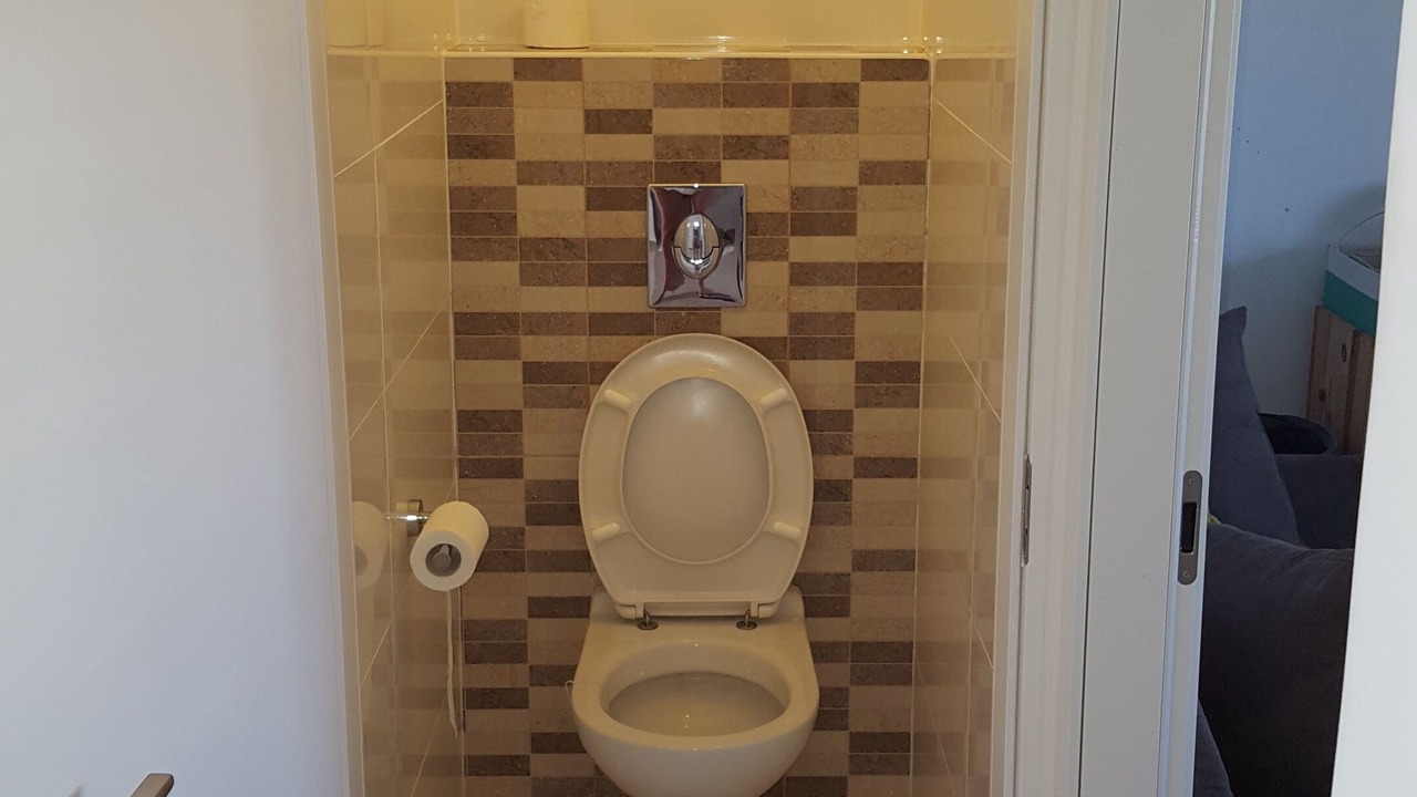 の写真 バスルーム で Kiryat Ono