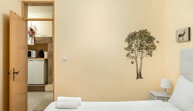 Cozy 1-bedroom Apt|Historic location by Lisbeyond