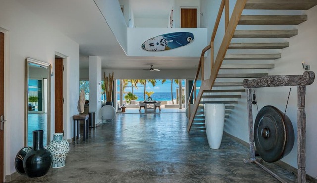 Villa Atlantis