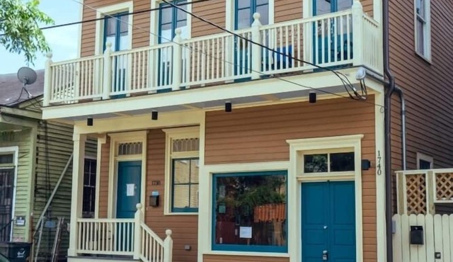 15% OFF Monthly | 10% OFF Weekly-Urban Oasis 4BD House close to FQ & City Hot Spots