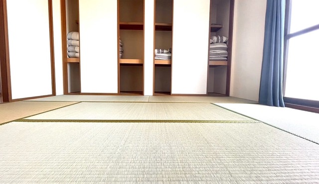 広々としたお部屋で8名まで宿泊可能！洗濯機もついて長期宿泊に便利です！ - Ｂ201 / 北九州市 福岡県