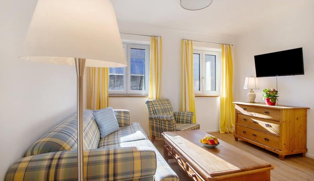 Apartment 'Appartement 8' with Shared Terrace, Shared Garden and Wi-Fi