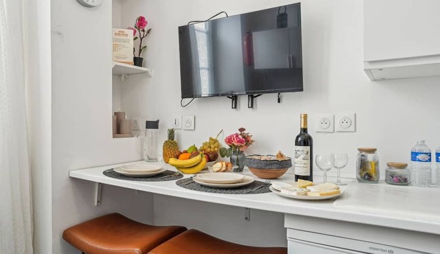 Lavie Maison Bright Studio Bordeaux